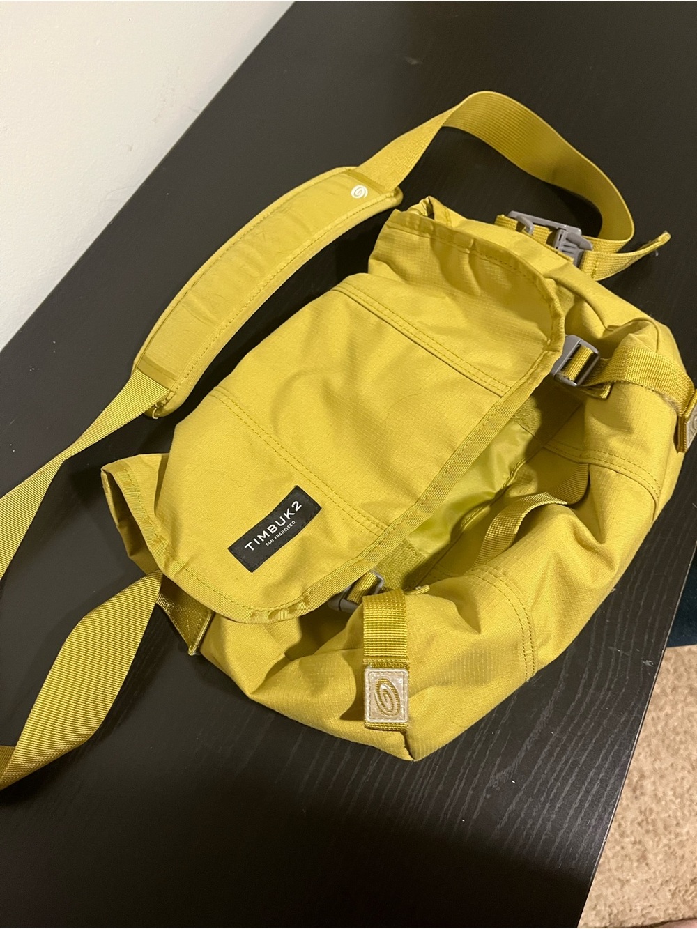 Timbuk2 Yellow Crossbody Sling messenger Bag